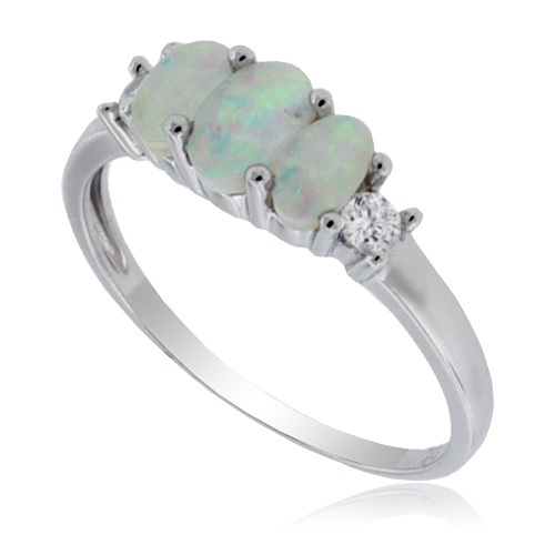 opal 3 stone ring