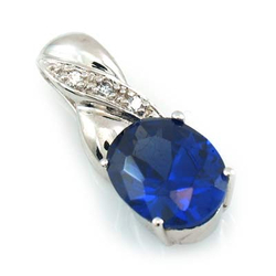 Oval Cut Beautiful Tanzanite Pendant