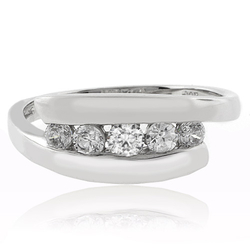 5 Simulated Diamond Engagement Silver Ring