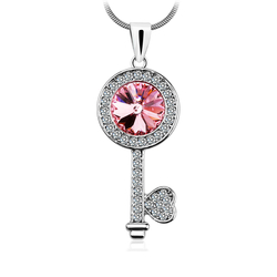 Nice Swarovski Key Necklace