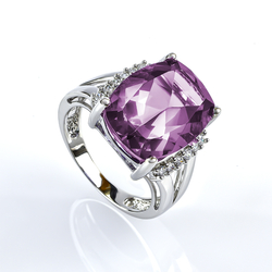 Huge Changing Color Stone Alexandrite Silver Ring