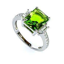 Sterling Silver 925 Emerald Cut Big Peridot Ring