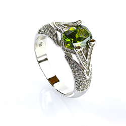 925 Sterling Silver Peridot Ring