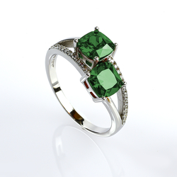 Princess Cut Emerald Ring