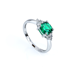Sterling Silver Prong Set Emerald Ring