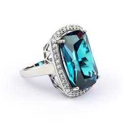 20 mm x 15 mm Alexandrite Sterling Silver Ring