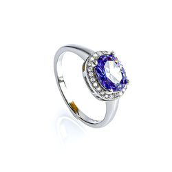 Oval Cut 8 mm x 6 mm Tanzanite Silver Ring