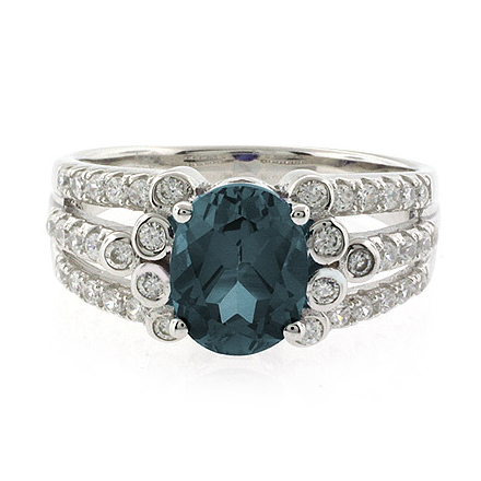 Beautiful Oval Cut Alexandrite Color Changing Unisex Silver Ring