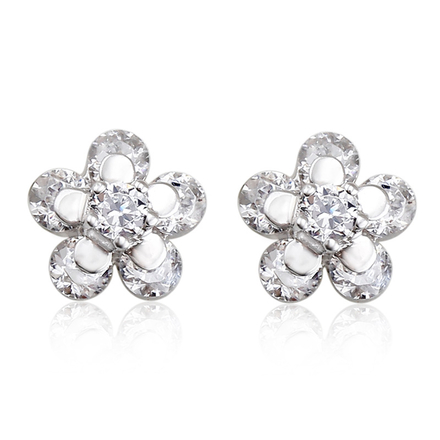 Beautiful White Flower Swarovski Crystal Earrings