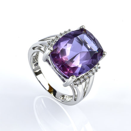 Huge Changing Color Stone Alexandrite Silver Ring